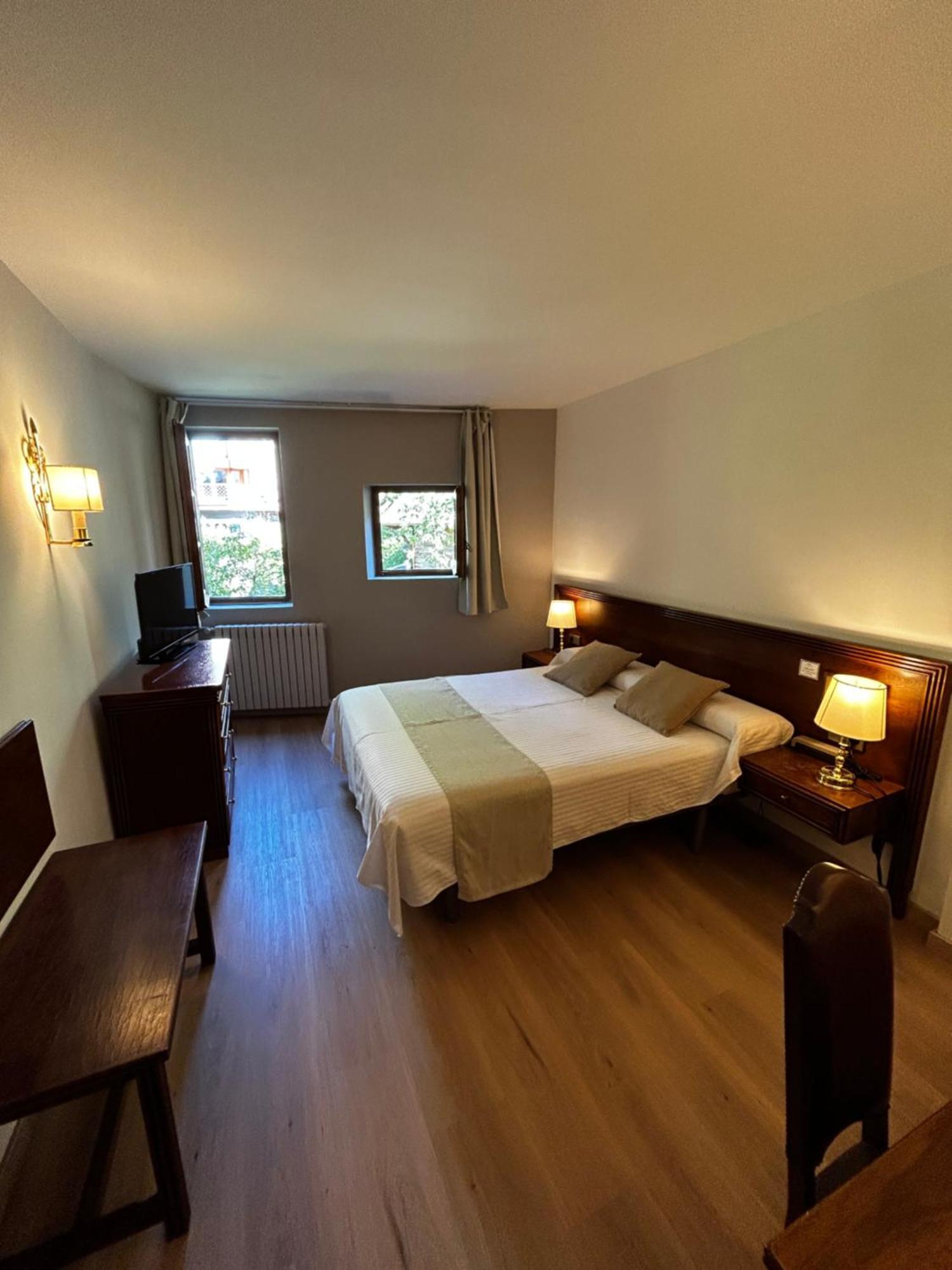 Hotel Santa Barbara De La Vall D'Ordino Εξωτερικό φωτογραφία