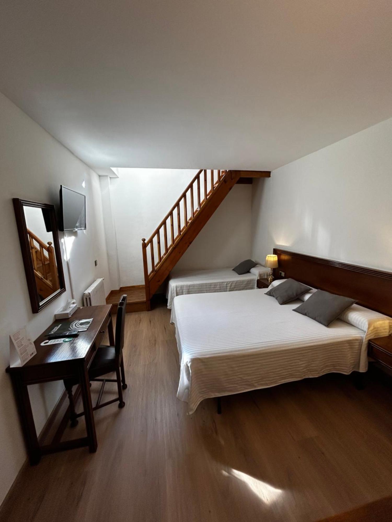 Hotel Santa Barbara De La Vall D'Ordino Εξωτερικό φωτογραφία