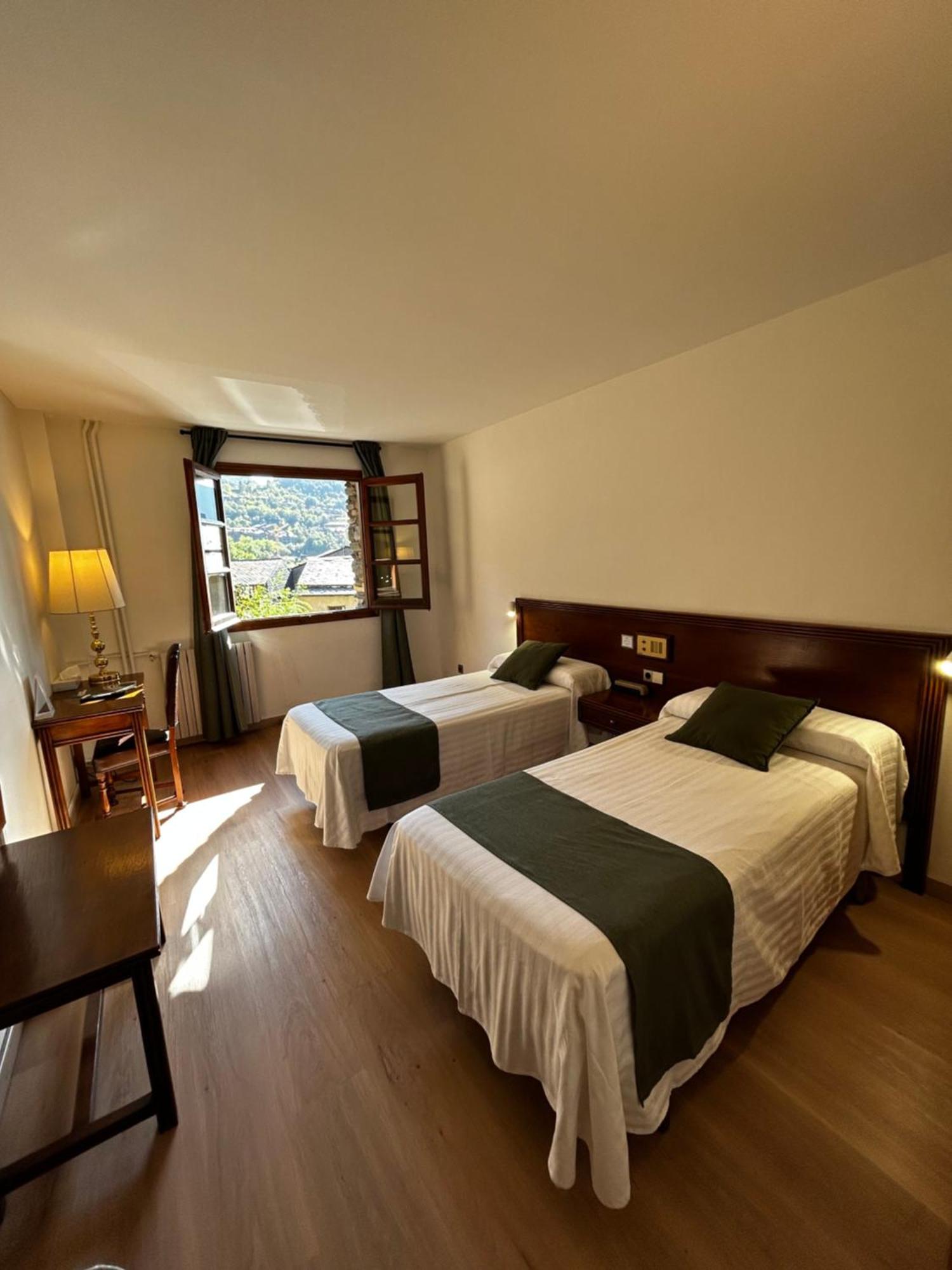 Hotel Santa Barbara De La Vall D'Ordino Εξωτερικό φωτογραφία