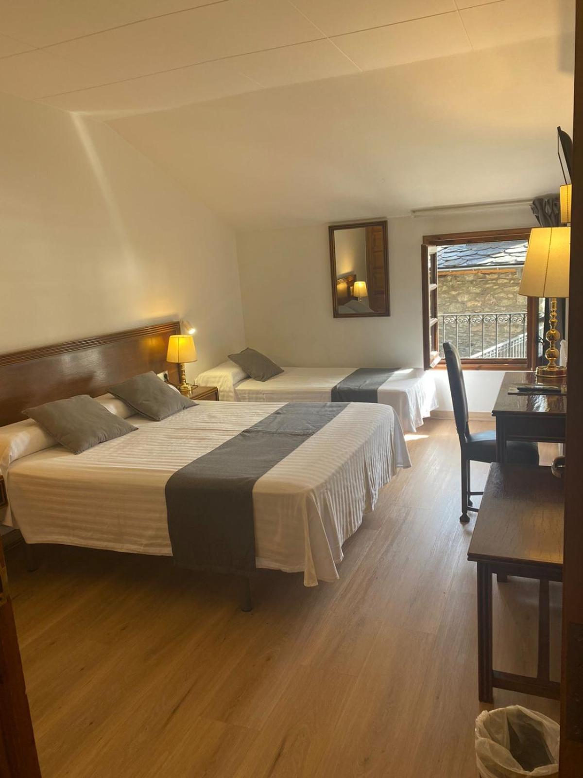 Hotel Santa Barbara De La Vall D'Ordino Εξωτερικό φωτογραφία