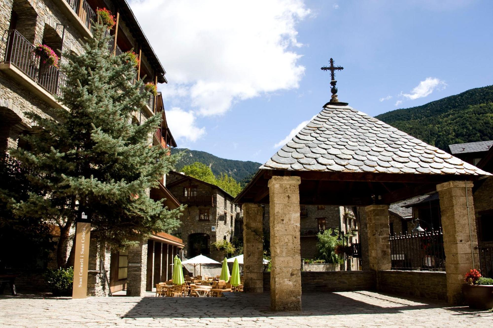 Hotel Santa Barbara De La Vall D'Ordino Εξωτερικό φωτογραφία