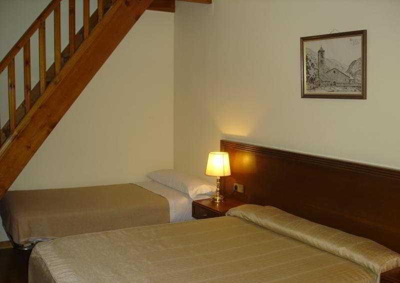 Hotel Santa Barbara De La Vall D'Ordino Δωμάτιο φωτογραφία