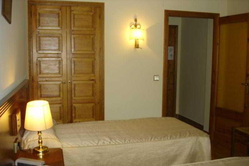 Hotel Santa Barbara De La Vall D'Ordino Εξωτερικό φωτογραφία